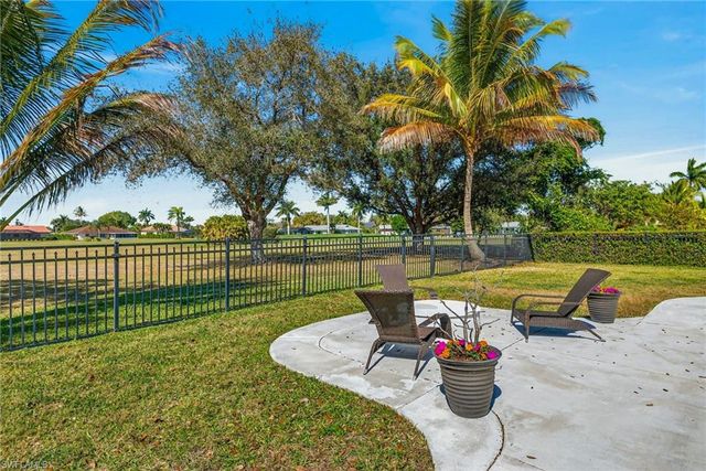 5336 Chippendale CIR W, Fort Myers, FL 33919