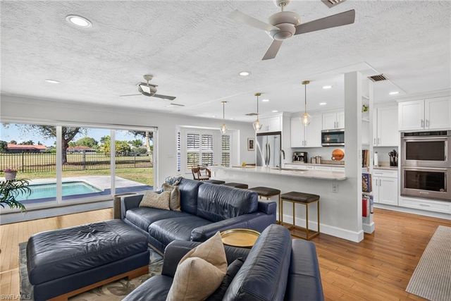 5336 Chippendale CIR W, Fort Myers, FL 33919