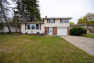 930 Sun Valley Drive, North Tonawanda, NY 14120