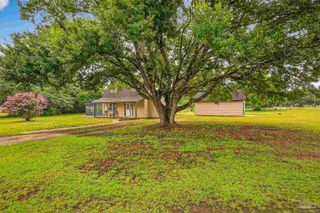 6152 Leon Ln, Pace, FL 32571