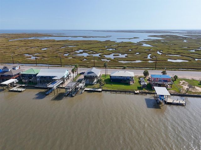 4366 Fm-2031, Matagorda, TX 77414