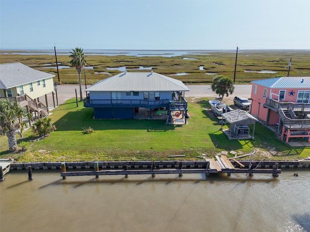 4366 Fm-2031, Matagorda, TX 77414