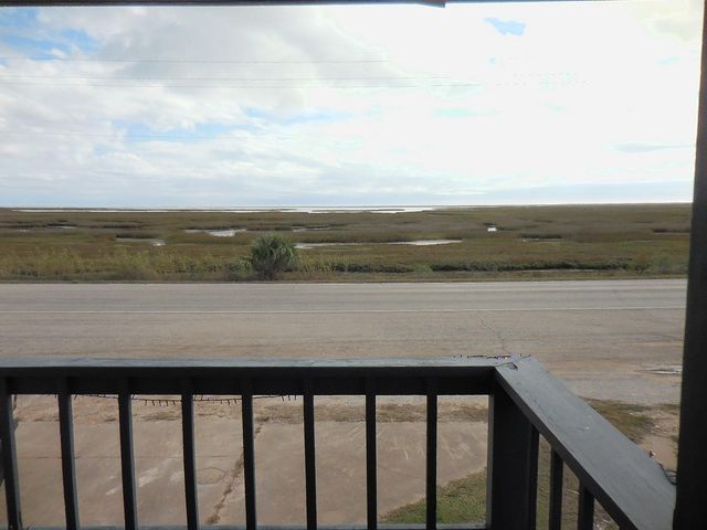 4366 Fm-2031, Matagorda, TX 77414