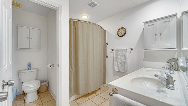 203 E Jefferson Street, Westville, IN 46391