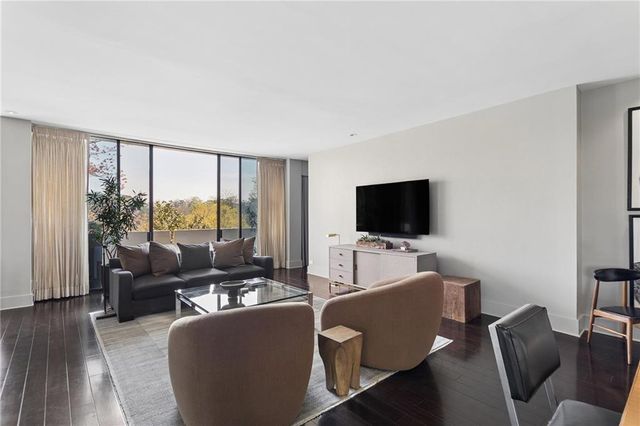 2575 Peachtree Road NE 6H, Atlanta, GA 30305