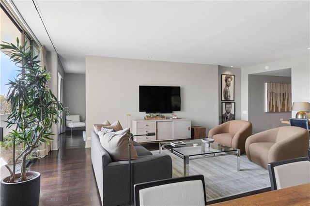 2575 Peachtree Road NE 6H, Atlanta, GA 30305