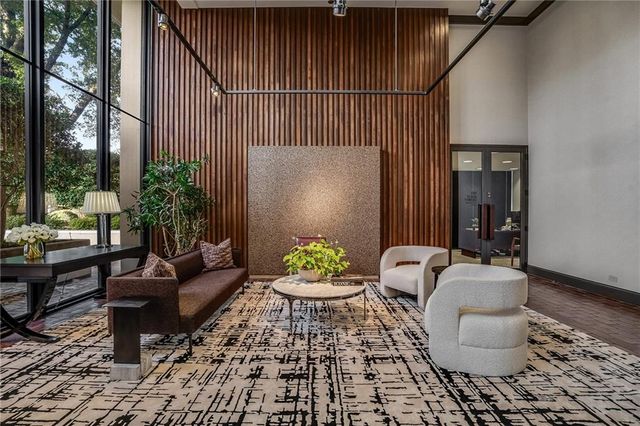 2575 Peachtree Road NE 6H, Atlanta, GA 30305