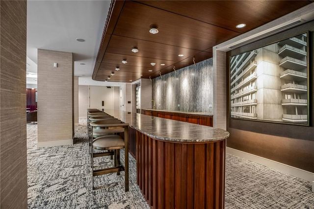 2575 Peachtree Road NE 6H, Atlanta, GA 30305