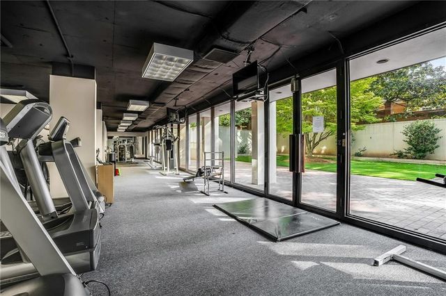 2575 Peachtree Road NE 6H, Atlanta, GA 30305