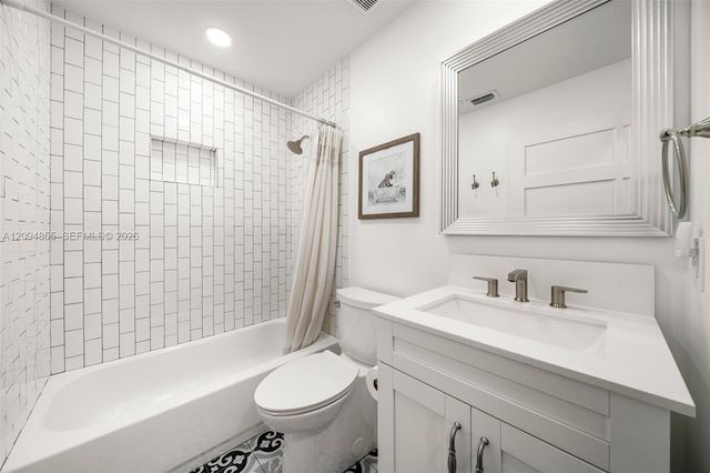 14501 SW 122nd Place, Miami, FL 33186