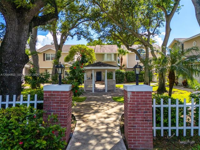 14501 SW 122nd Place, Miami, FL 33186