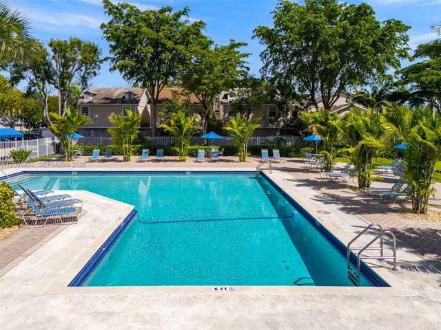 14501 SW 122nd Place, Miami, FL 33186