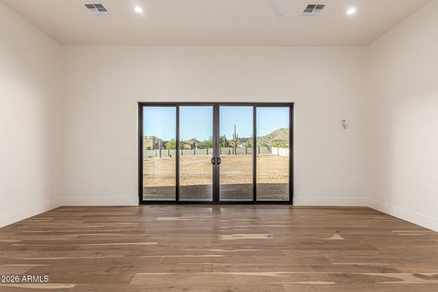 8304 E Quill Street, Mesa, AZ 85207