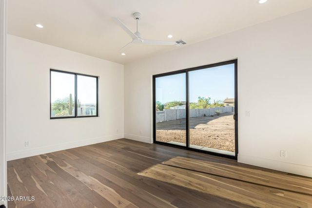 8304 E Quill Street, Mesa, AZ 85207