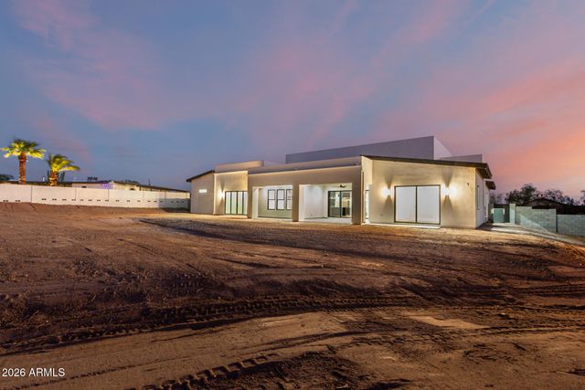 8304 E Quill Street, Mesa, AZ 85207