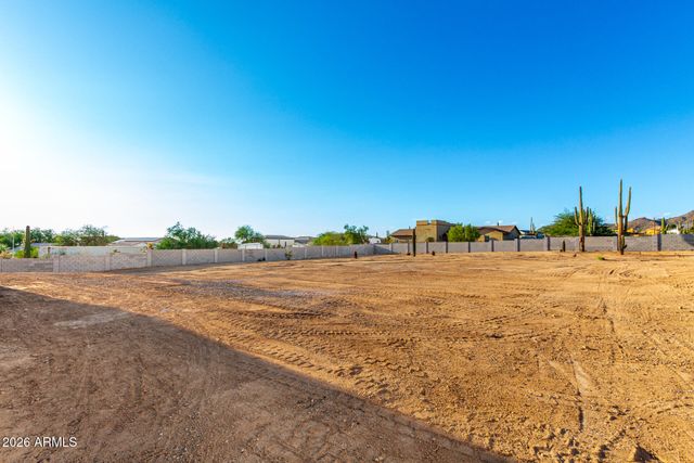 8304 E Quill Street, Mesa, AZ 85207