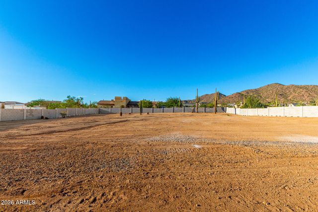 8304 E Quill Street, Mesa, AZ 85207