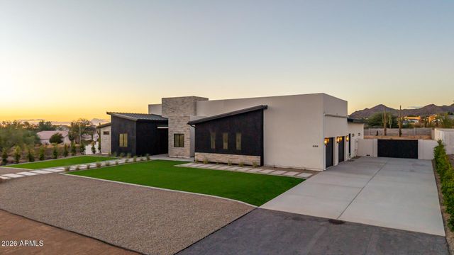 8304 E Quill Street, Mesa, AZ 85207