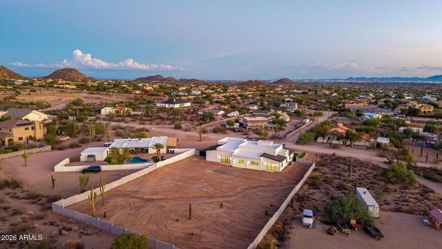 8304 E Quill Street, Mesa, AZ 85207
