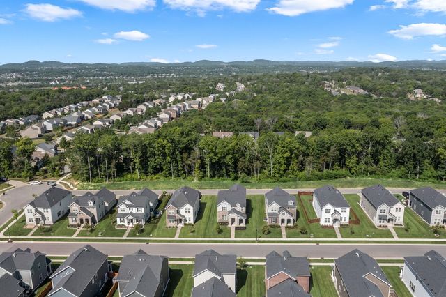 3025 Ozment Dr, Nolensville, TN 37135