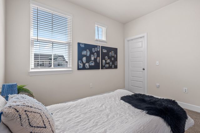 3025 Ozment Dr, Nolensville, TN 37135
