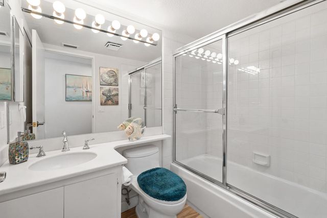 77741 Woodhaven Drive N, Palm Desert, CA 92211