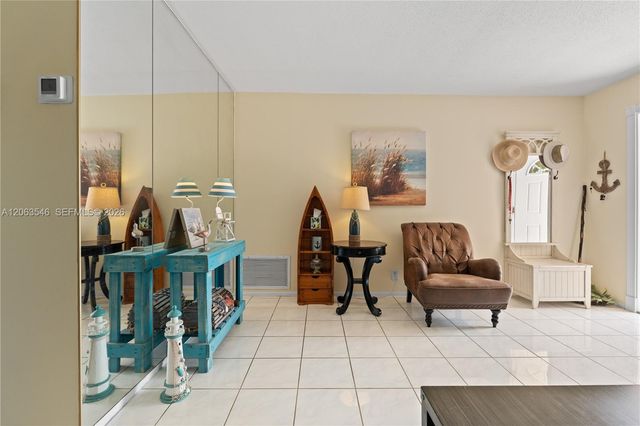 5713 NW 68th Ter, Tamarac, FL 33321