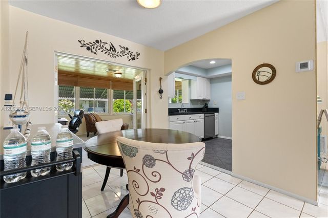 5713 NW 68th Ter, Tamarac, FL 33321
