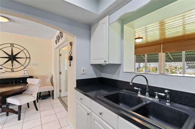 5713 NW 68th Ter, Tamarac, FL 33321