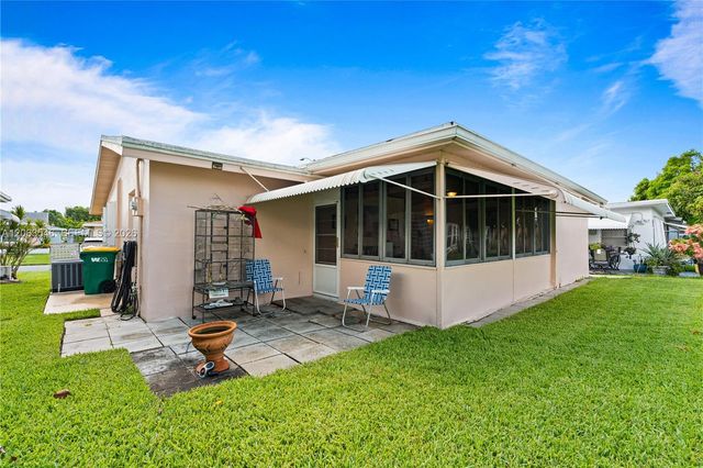 5713 NW 68th Ter, Tamarac, FL 33321