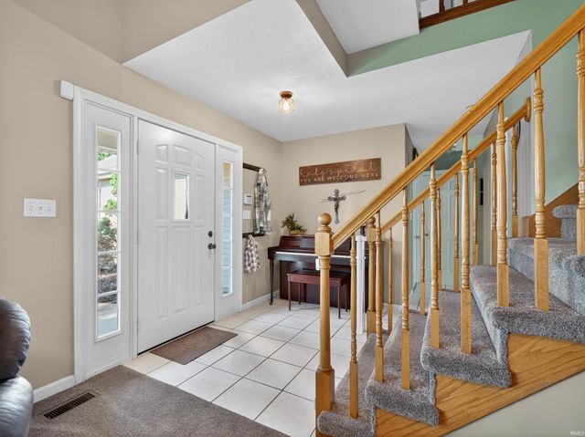 1336 Lost Lock Way, New Haven, IN 46774