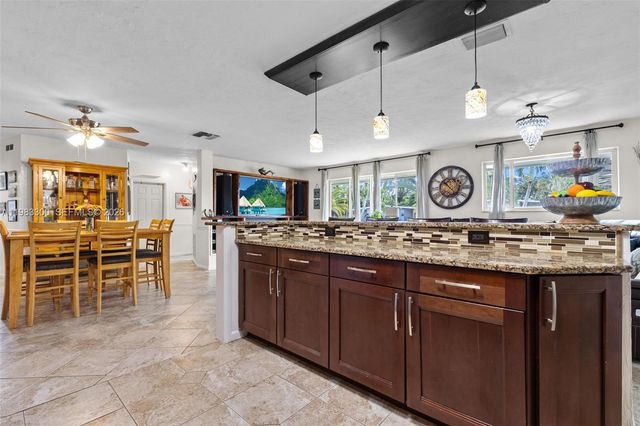 53 NW 19th St, Homestead, FL 33030