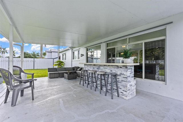 53 NW 19th St, Homestead, FL 33030