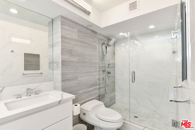 201 OCEAN Avenue 404P, Santa Monica, CA 90402