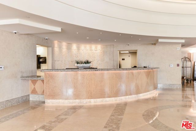 201 OCEAN Avenue 404P, Santa Monica, CA 90402