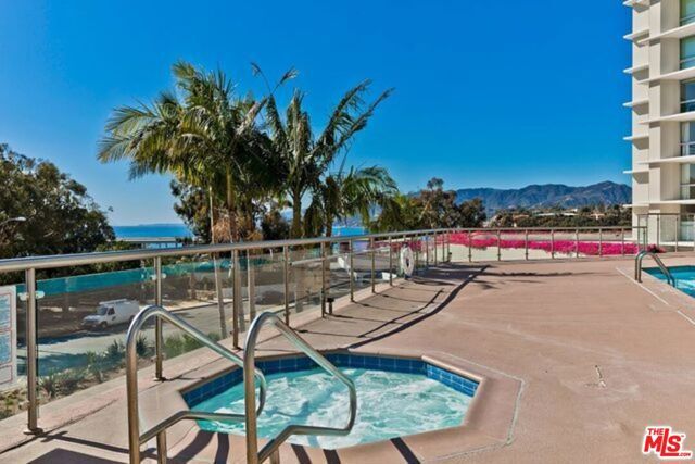 201 OCEAN Avenue 404P, Santa Monica, CA 90402