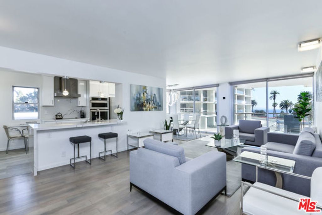 201 OCEAN Avenue 404P, Santa Monica, CA 90402