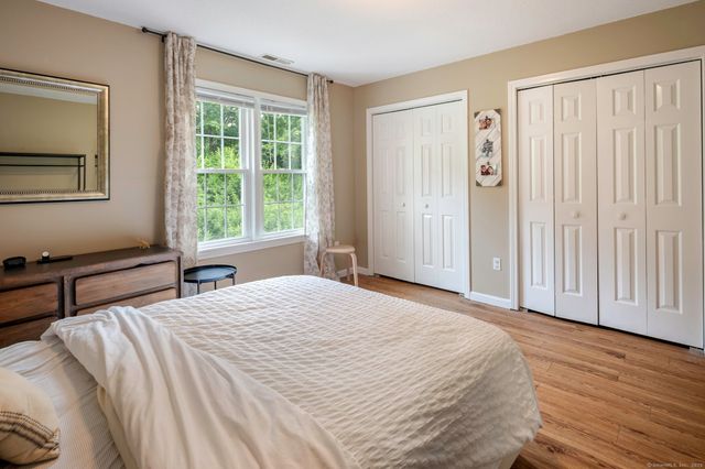 380 Hitchcock Road 227, Waterbury, CT 06705