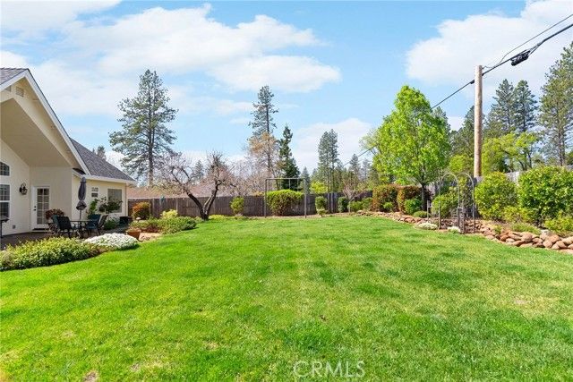 1869 Vineyard Drive, Paradise, CA 95969