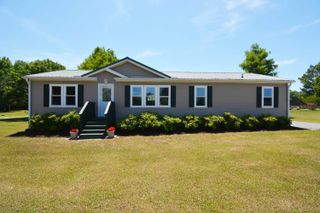 126 Meredith Drive, Eutawville, SC 29048