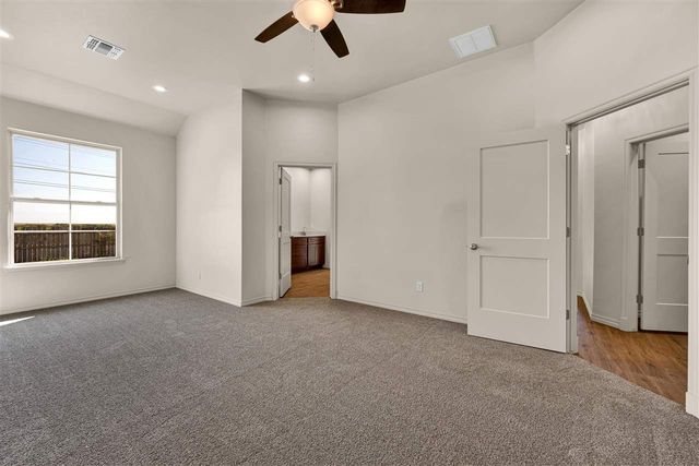 4014 SW Mesquite Dr, Lawton, OK 73505