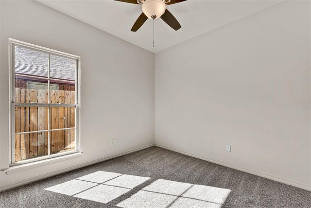 4014 SW Mesquite Dr, Lawton, OK 73505