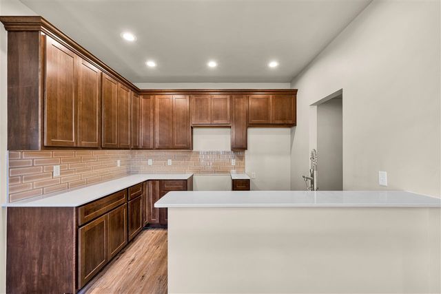 4014 SW Mesquite Dr, Lawton, OK 73505