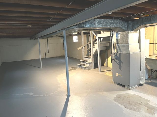 11549 S Laflin Street, Chicago, IL 60643