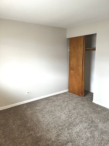 11549 S Laflin Street, Chicago, IL 60643