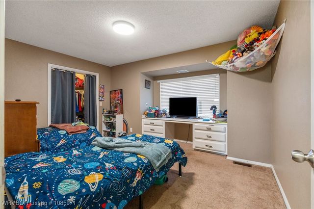 111 Oak Street, Arkoma, OK 74901