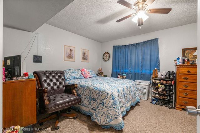 111 Oak Street, Arkoma, OK 74901