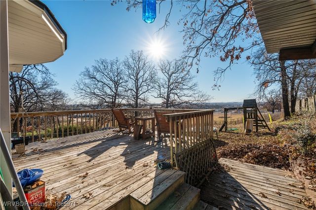 111 Oak Street, Arkoma, OK 74901