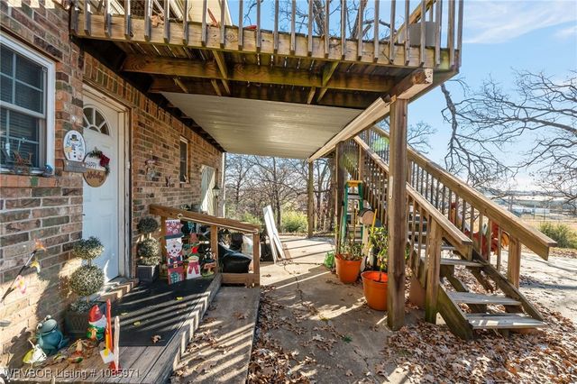 111 Oak Street, Arkoma, OK 74901