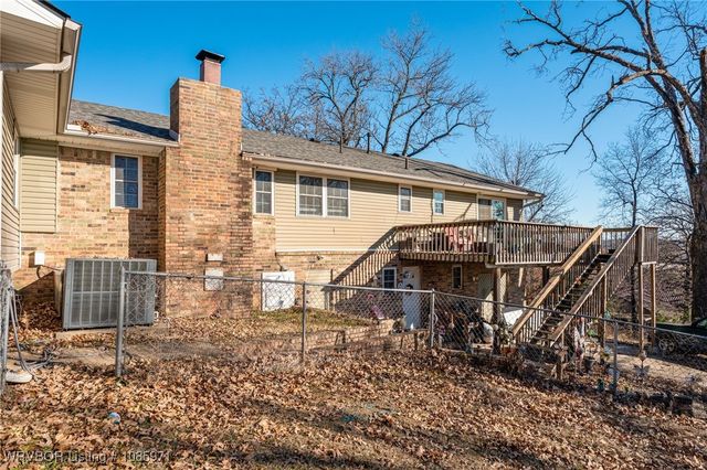 111 Oak Street, Arkoma, OK 74901